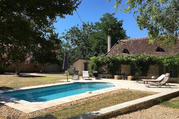 Gîte pour 6 personnes, avec jardin et balcon à Cours-de-Pile