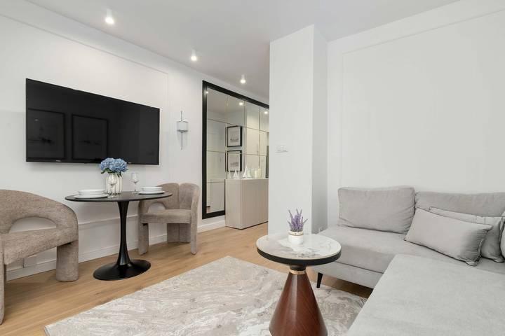 Appartement de vacances entier, Modern Studio Surrounded by Nature | Smart Tv in Gdynia, Zatoka Gdańska