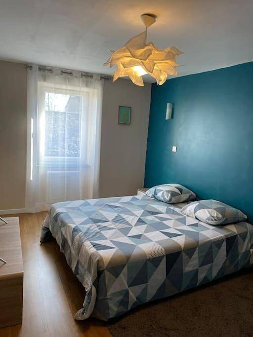 Location de vacances pour 6 personnes, avec terrasse et vue à Moyrazès - 2