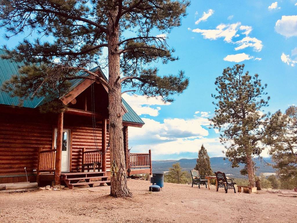 Charmantes Blockhaus in den Bergen. in Florissant, Teller County