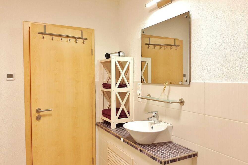 Ganze Wohnung, **Ferienwohnungen am Knappensee** - Spatzennest in Koblenz (Lohsa), Lohsa