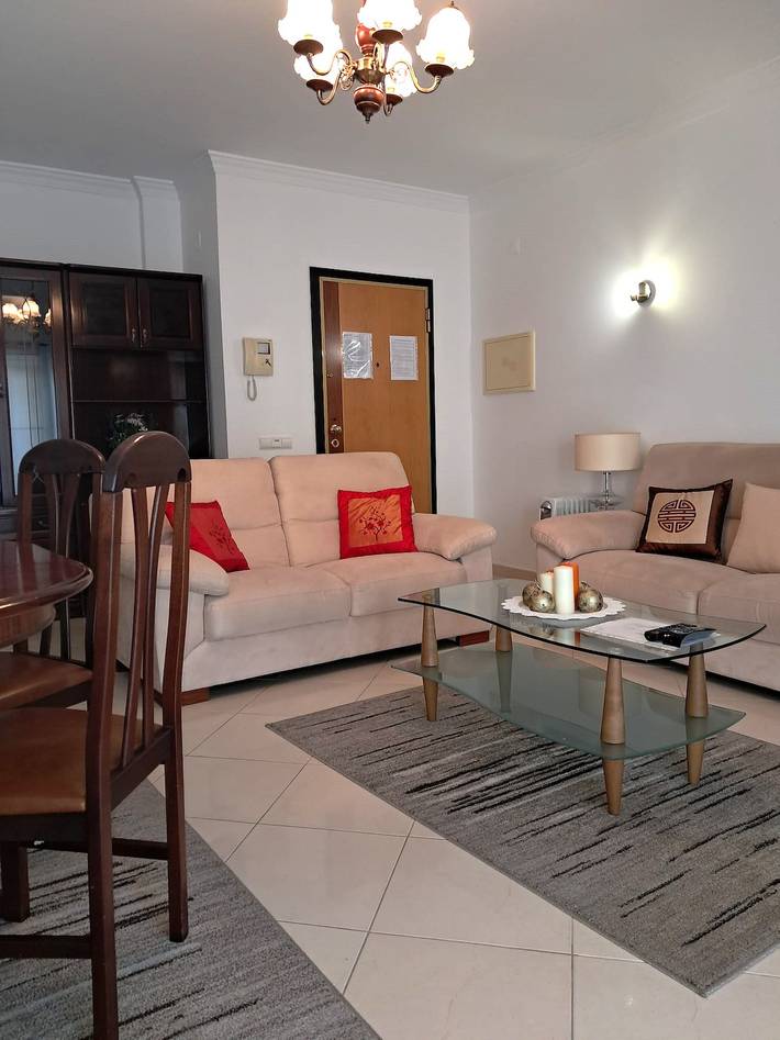 Ferienwohnung für 7 Personen, mit Balkon in Quarteira