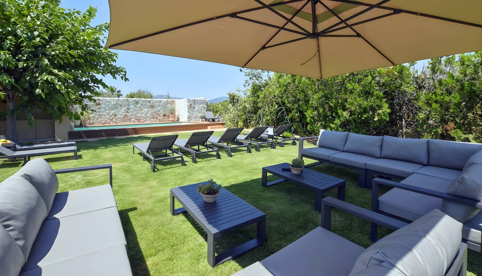 Villa 'Hort Des Padri' with Private Pool, Wi-Fi, and Air Conditioning in Marratxí, West Majorca