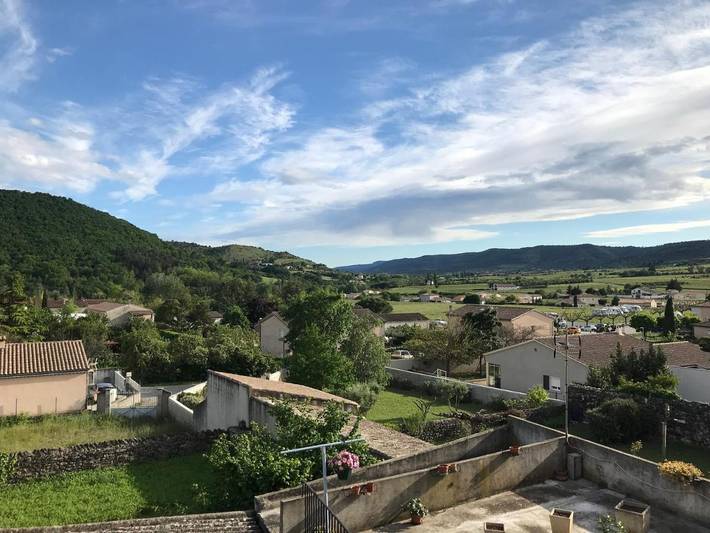 Location de vacances pour 6 personnes, avec balcon et vue, adapté aux familles à Alba-la-Romaine - 4
