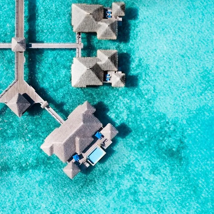 Station pour 5 personnes, avec sauna et jacuzzi ainsi que piscine et jardin - 1