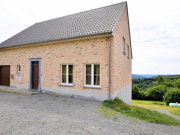 Maison de vacances pour 14 personnes, avec terrasse, animaux acceptés à Hastière