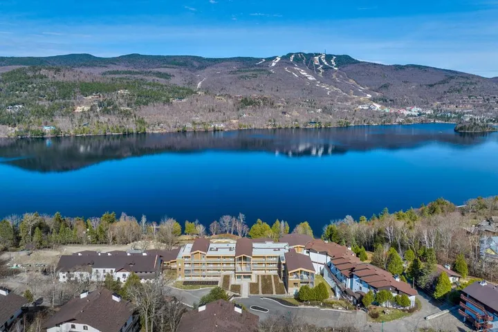 Apartamento de vacaciones para 8 personas, con balcón además de vistas al lago y vistas - 1