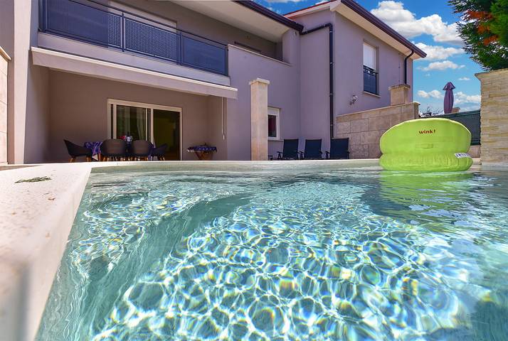 Ferienhaus für 6 Personen mit Pool in Pomer, Südküste Istrien