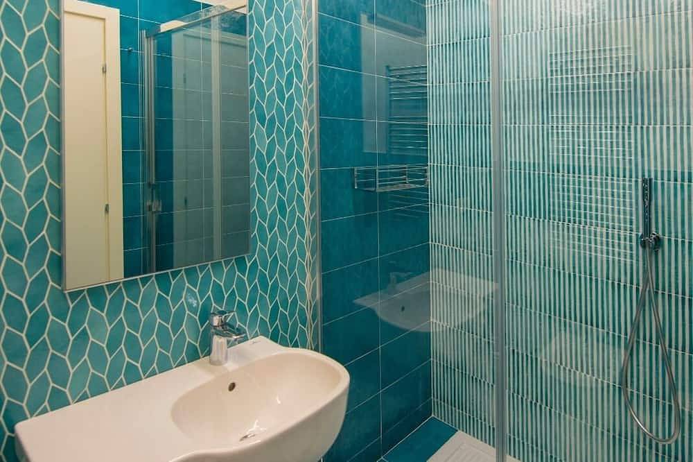 Double-Standard-Sdb privée avec douche-Vue ville in Pompei, Parc national du Vésuve