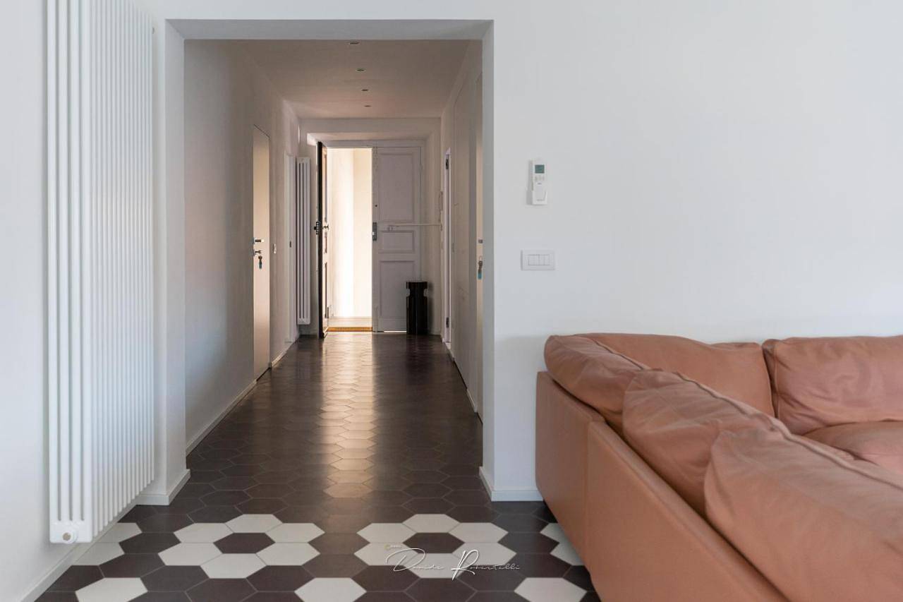 Double Room with Private Bathroom in Sarzana, Parco Naturale Regionale di Montemarcello-Magra-Vara