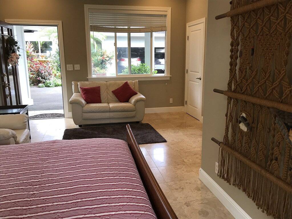 Paradise on park like estate with beautiful ocean and mountain view in Honomu, Hamakua