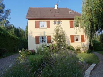 Gîte pour 4 personnes, avec terrasse et jardin, animaux acceptés dans Île de France