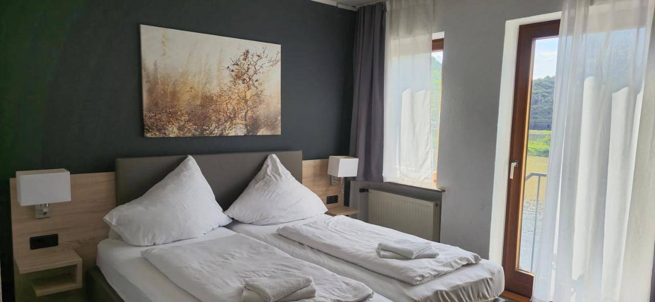 Deluxe Double Room in Niederfell, Osteifel
