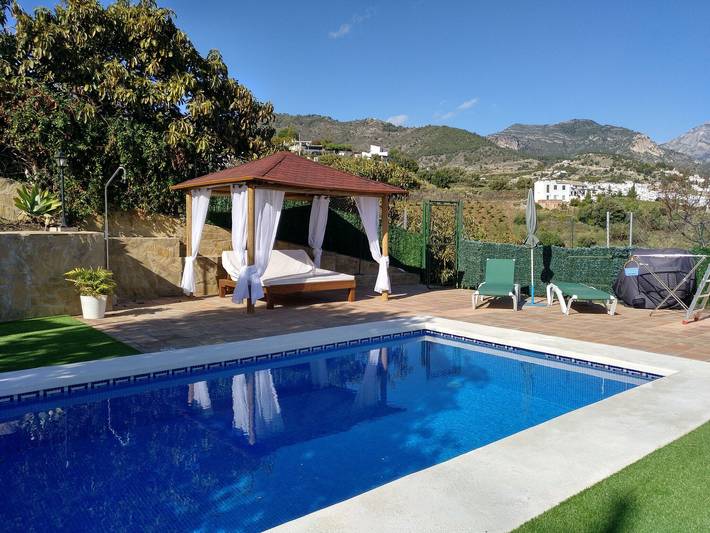 Vakantiehuis voor 4 personen, with balkon/terras and zwembad as well as terras in Frigiliana
