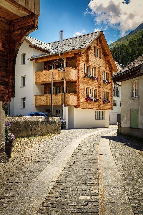 Ferienwohnung für 4 Personen, mit Ausblick in Andermatt