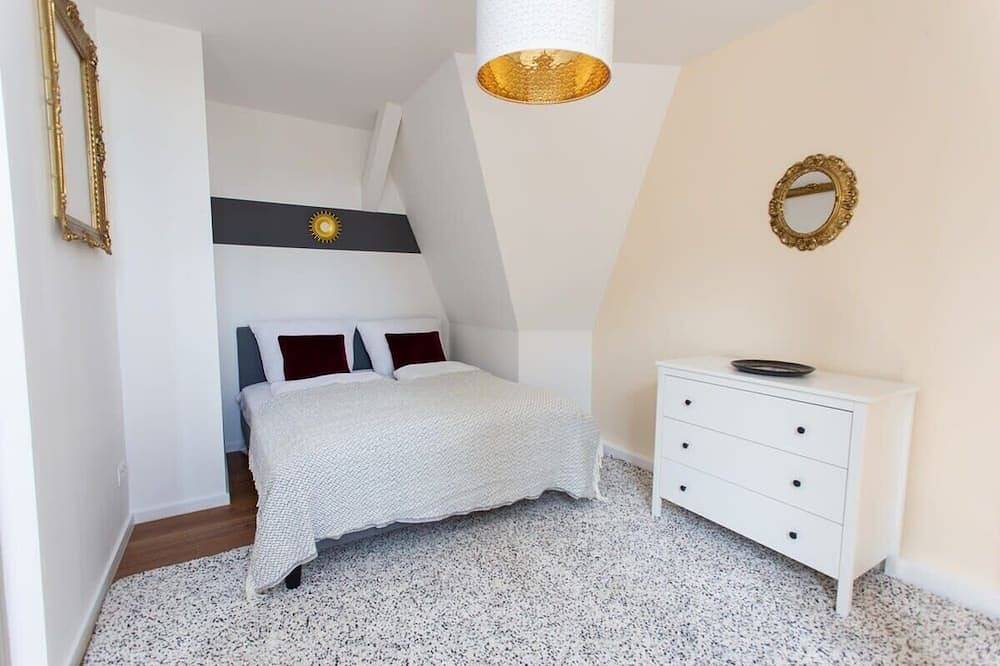 Fullhouse | Halle | M14 King Louis Xiv | Zentrum in Halle (Sajonia-Anhalt), Saale-Unstrut