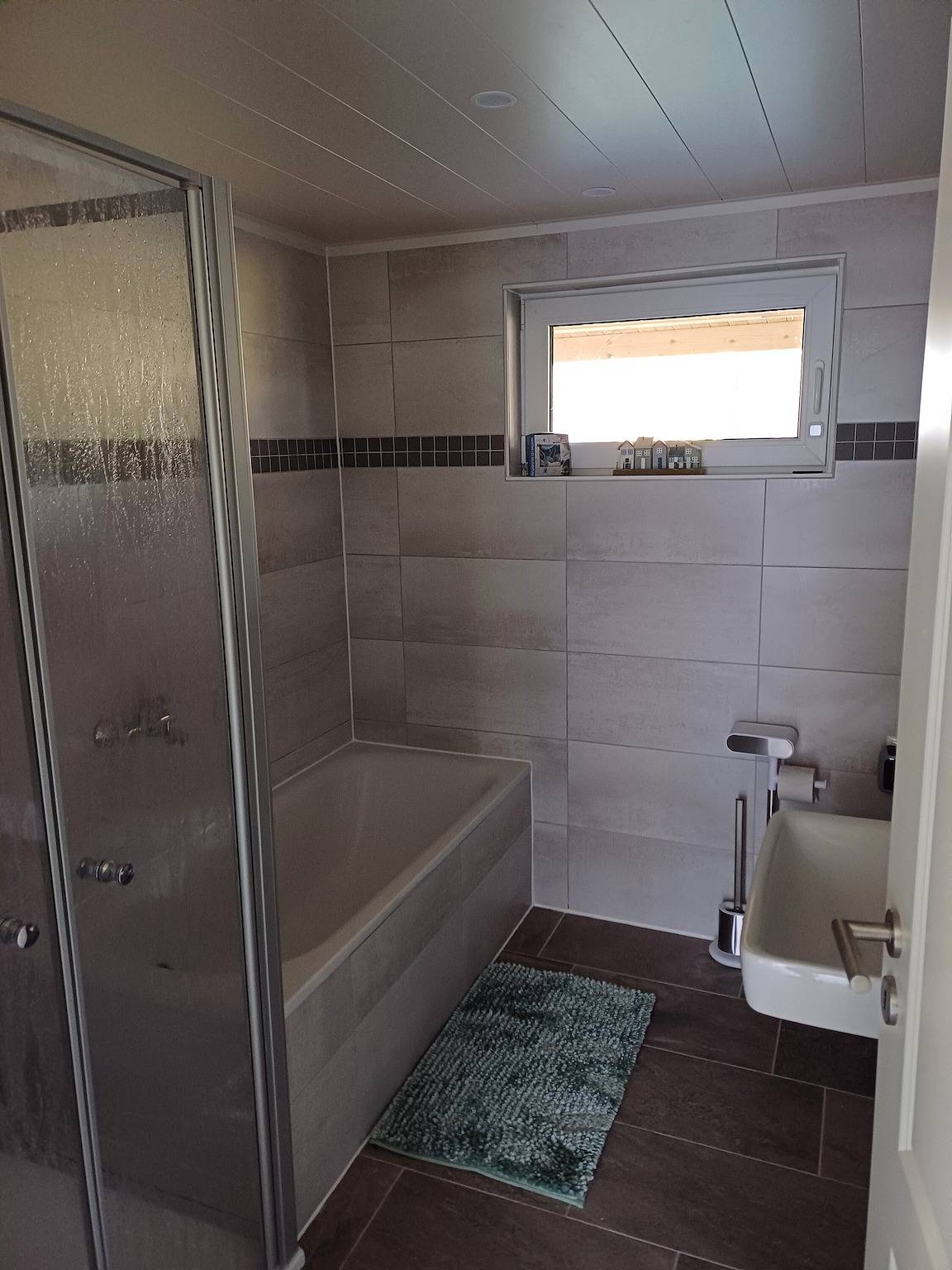 Casa de vacaciones 'Auszeit Nr 18' con terraza privada, jardín privado y Wi-Fi in Zempin, Usedomer Norden