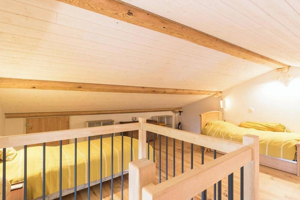 Les Echaunes Vacation Rental for 6 People in Caraman, Lauragais