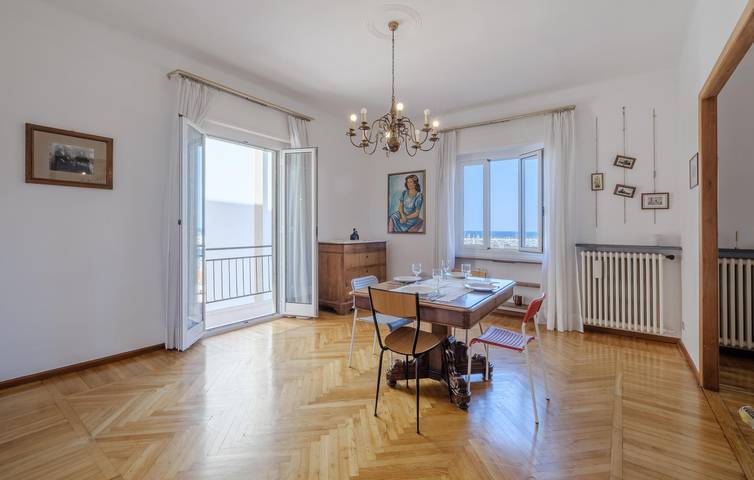 Gîte pour 6 personnes, avec terrasse à Imperia - 4