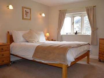 Log Cabin for 4 People in Windermere, Cumbria, Photo 3