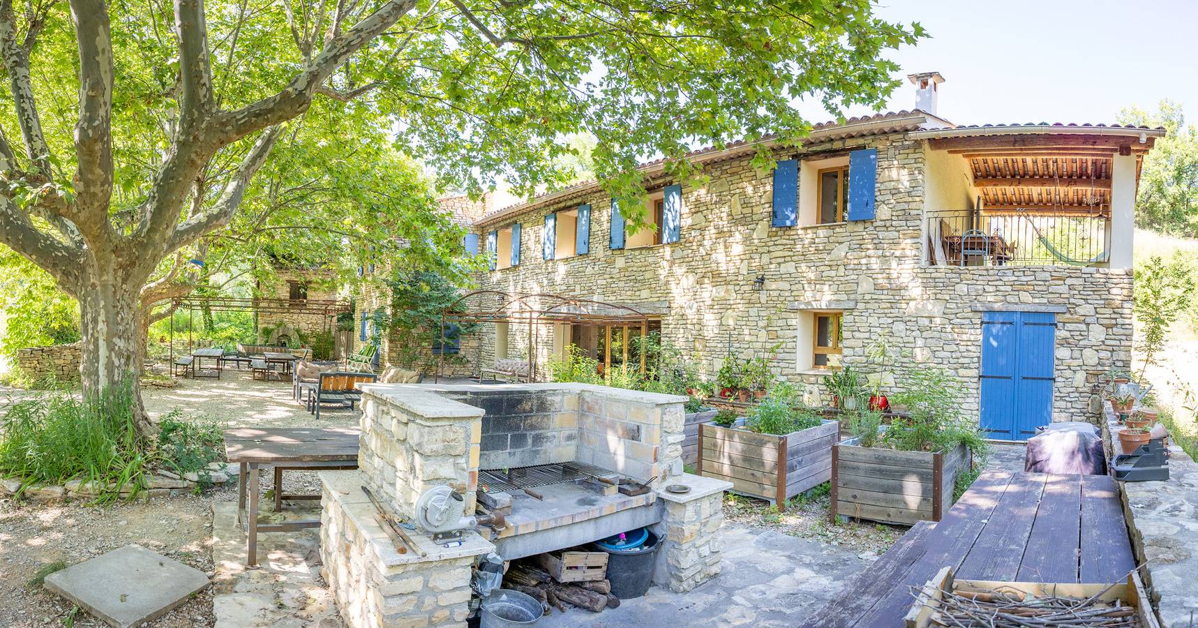 Le Moulin in Limans, Parc naturel régional du Luberon