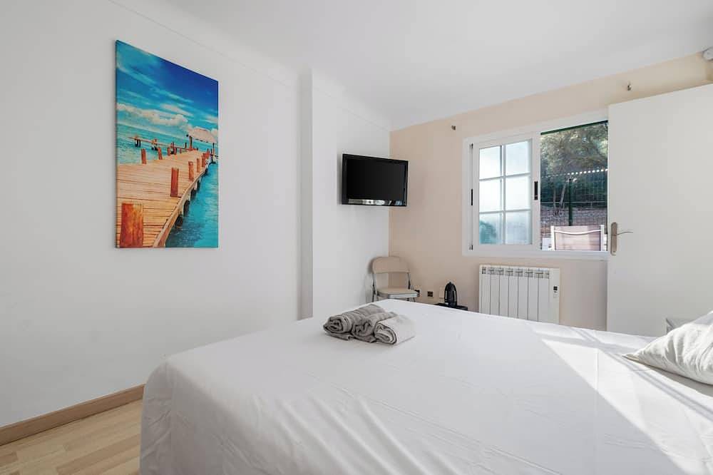 Entire apartment, Apartment with terrace in Son Armadans, Palma