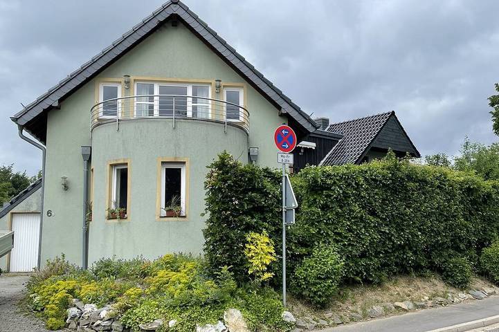 Holiday home for 8 people, with terrace and garden - 1