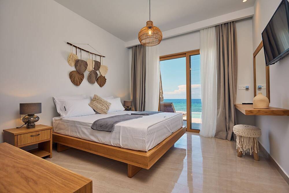 Ducato di Zante - Luxury Beach Villa with Private Pool in Drosia (Zakynthos), Kipseli