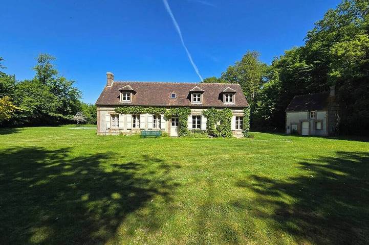 Gîte pour 9 personnes dans Saint-Christophe-sur-Avre