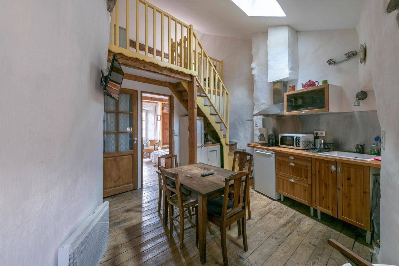 Studio in Sainte-Eulalie-de-Cernon, Parc naturel régional des Grands Causses