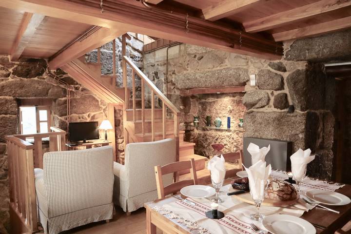 Gîte pour 7 personnes, avec terrasse et vue, animaux acceptés à Lamego - 4