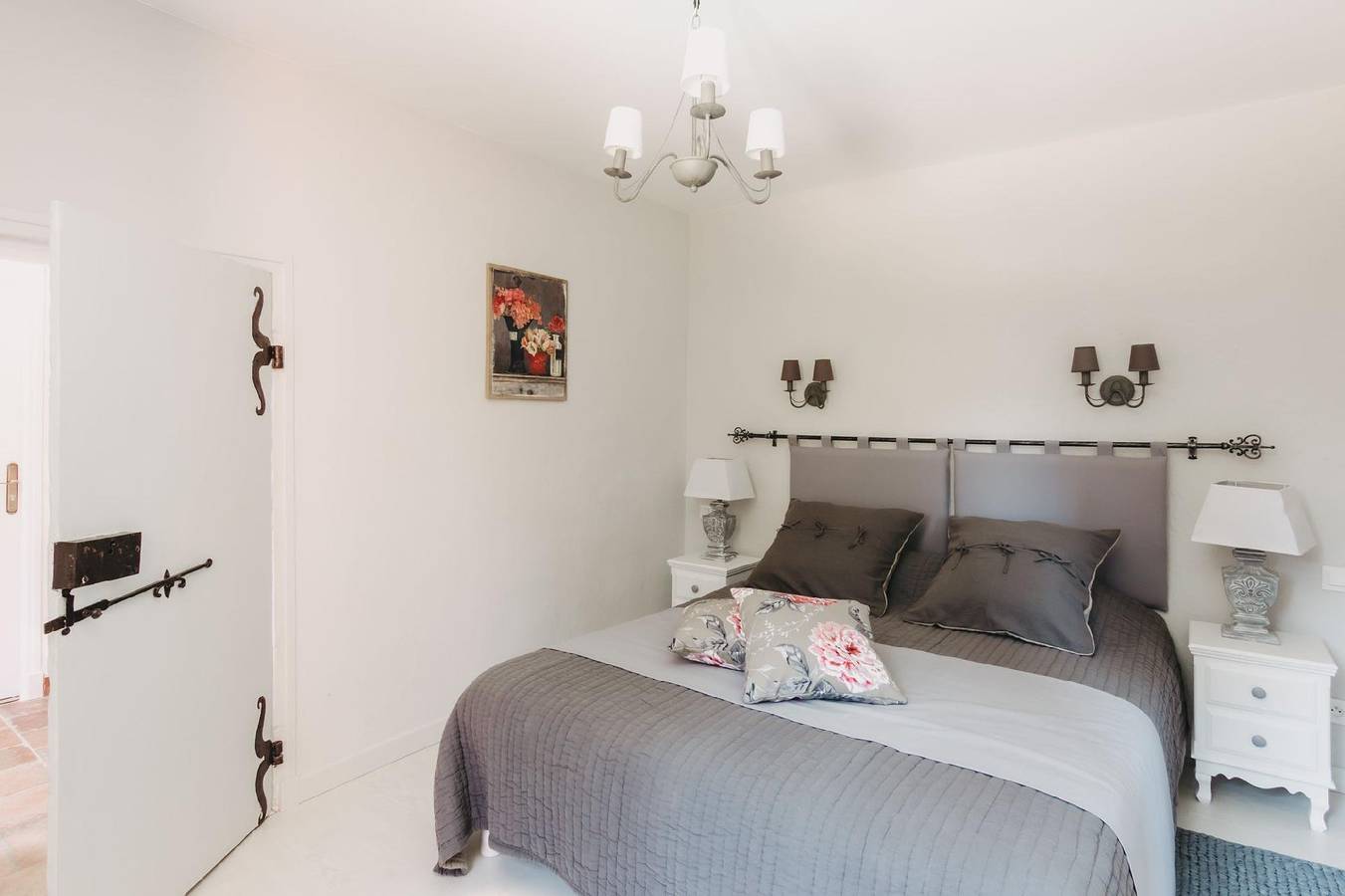 Ganze Ferienwohnung, Exklusives Apartment auf Landgut im Languedoc mit Terrasse, Pool, Wlan in Armissan, Narbonne und Umgebung