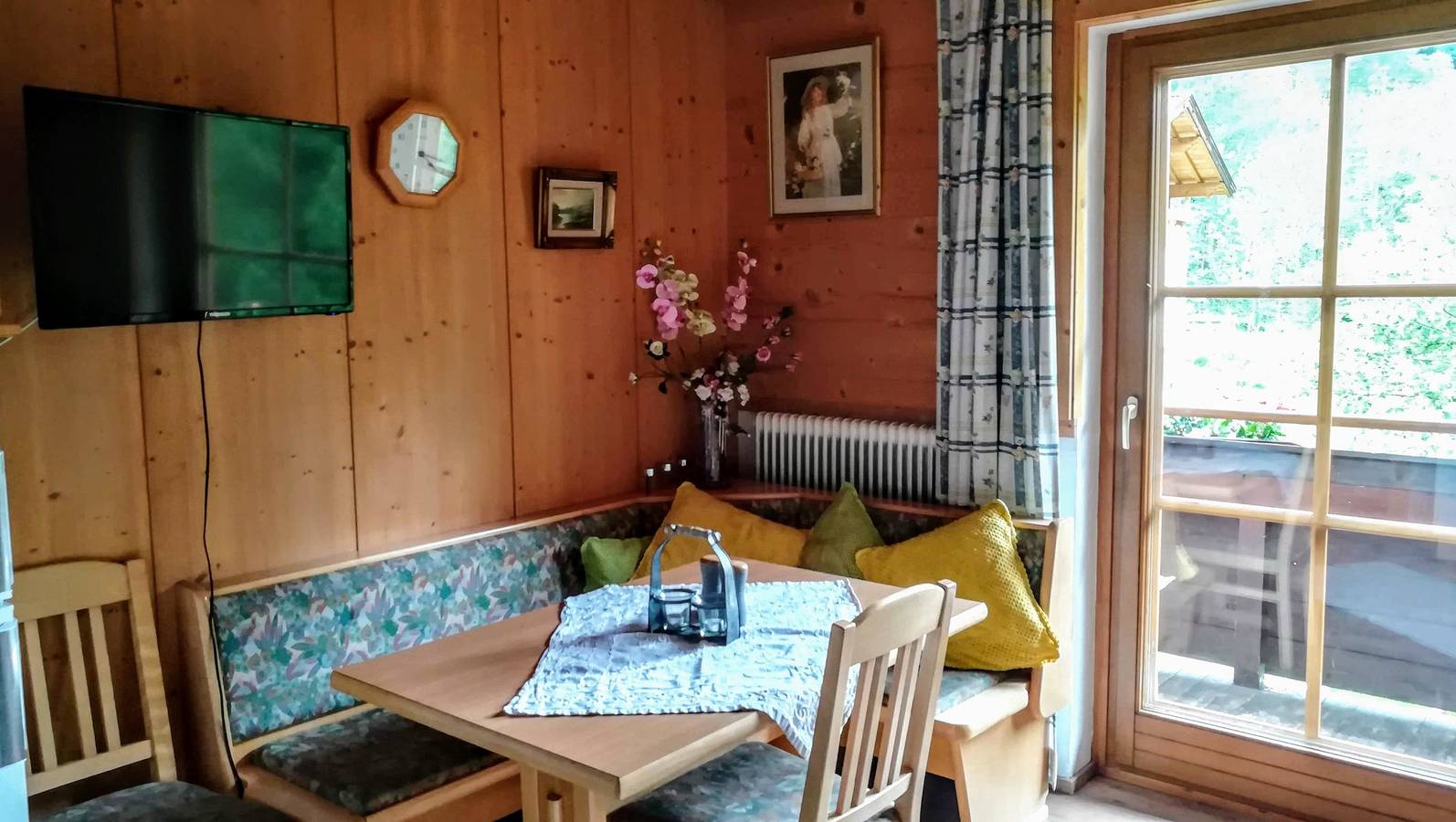 Ganze Ferienwohnung, 1. Appartment/2 Schlafräume/Dusche, Wc in Rauris, Ski Amadé