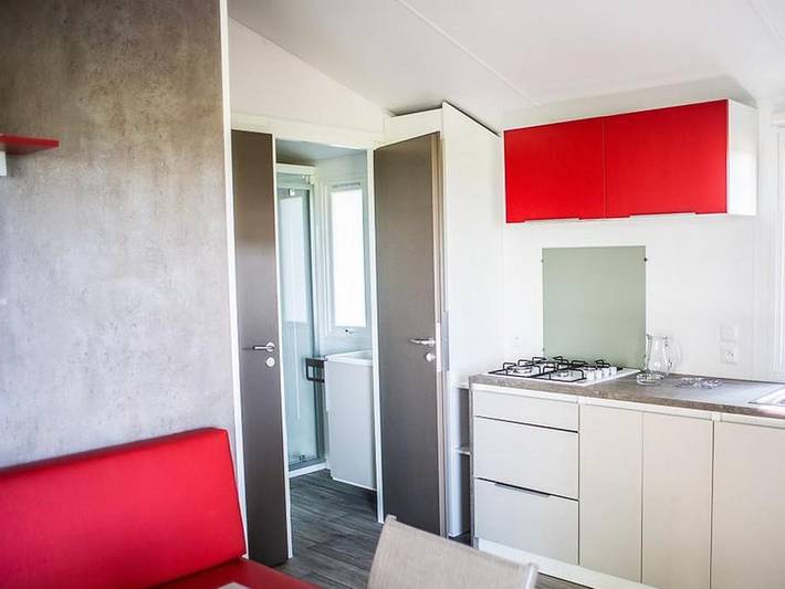 Camping pour 4 personnes, avec terrasse dans le Gard - 4