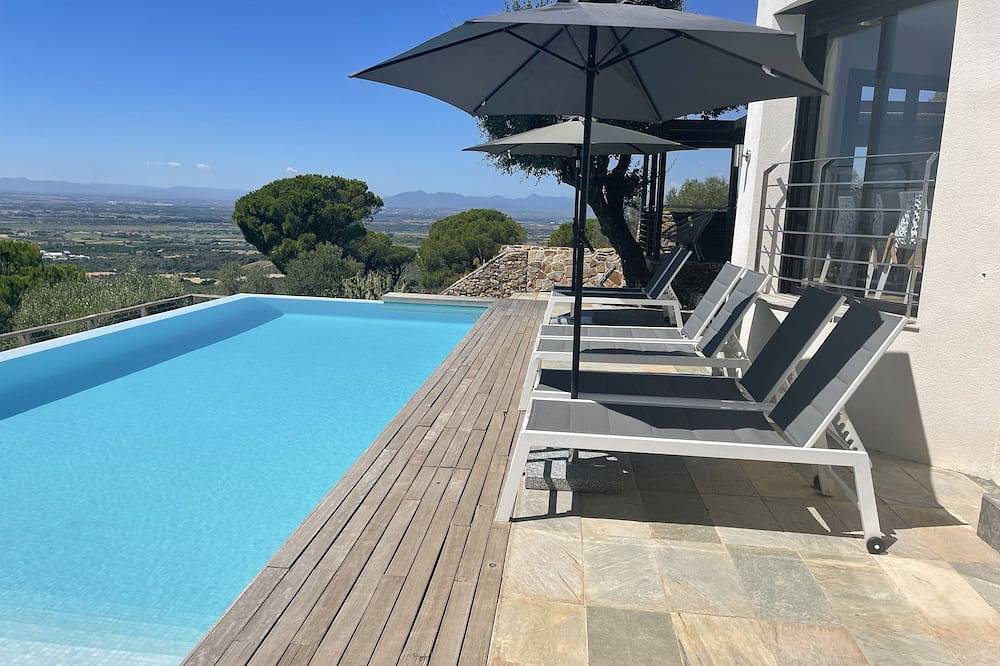 Villa Mirador-Offre du 22 au 29 août-Vue panoramique mer/montagne-Piscine 10x4m in El Mas Fumats, Roses