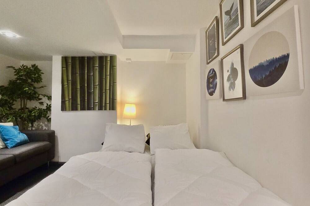 Hel lejlighed, Family-Friendly Malmö Stay for 7 with Kitchen & Free Parking in Malmø, Svenske Østersøen