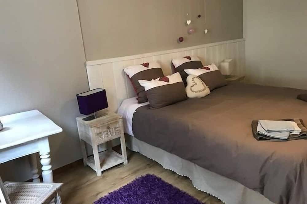 Entire apartment, The Authentics - Macaron - The House of Amelie ****, Riquewihr - Standing 6 Pers in Riquewihr, Parc naturel régional des Ballons des Vosges