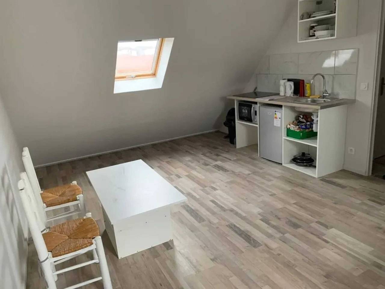 Apartamento entero, Apartamento contemporáneo en Pierrelaye, 53 m², cerca del centro in Pierrelaye, Valle del Oise