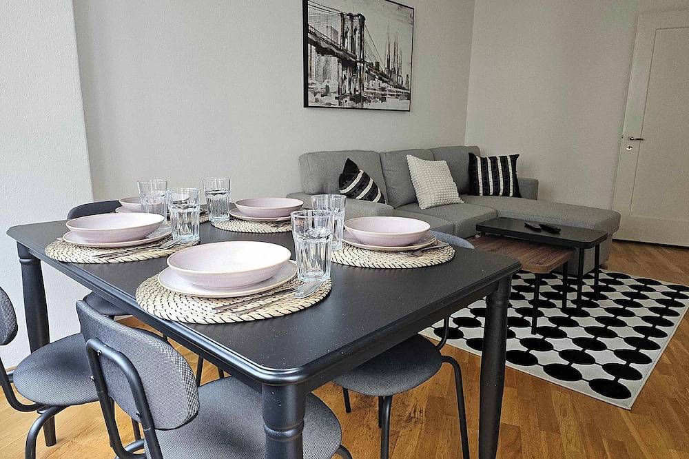 Entire apartment, Downtown Dream 3,5Br with Balcony and Style Ba21 in Zurich, Zurich district