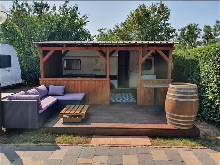 Bungalow für 4 Personen, mit Pool und Ausblick sowie Seeblick und Garten, mit Haustier in Ungarn - 2