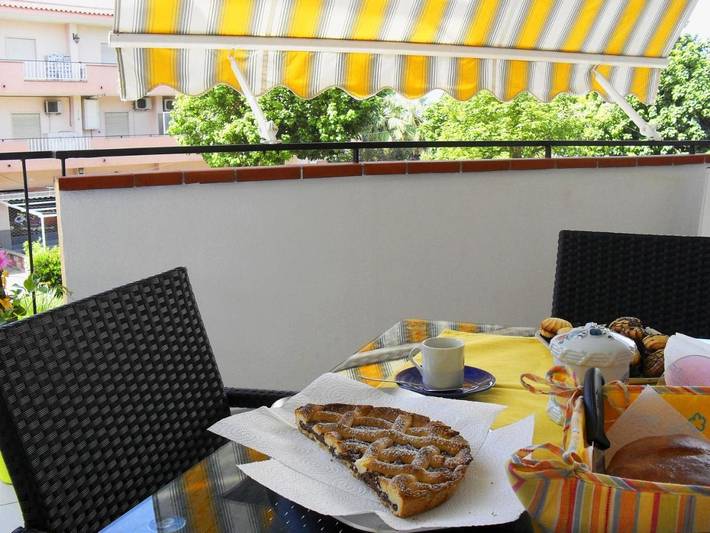 Appartamento per 6 persone, con Balcone e Terrazza nonché Panorama a Terme Vigliatore