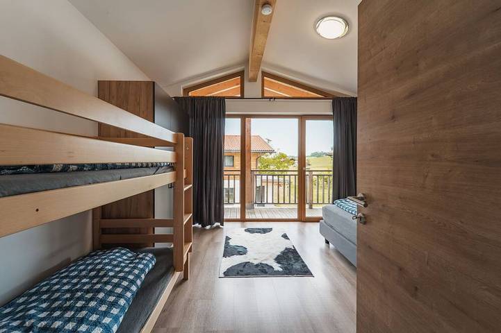 Chalet für 8 Personen, mit Balkon und Whirlpool sowie Garten, mit Haustier in Inzell - 3