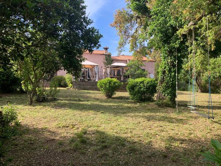 Appartement de vacances pour 3 personnes, avec jardin