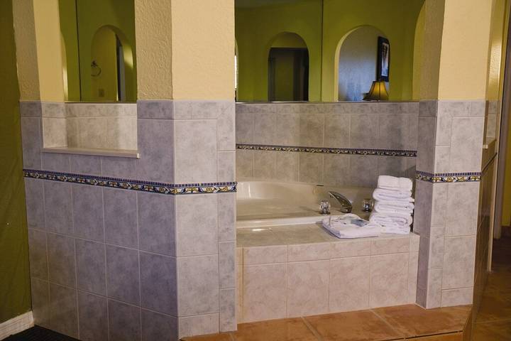 Hotel for 4 people, with hot tub and pool in Pompano Beach