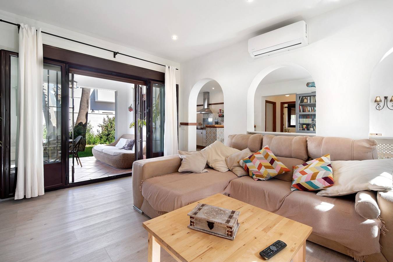 Villa 'Casa Dos Mares' con piscina privada, terraza privada y Wi-Fi in Conil de la Frontera, Costa de la Luz