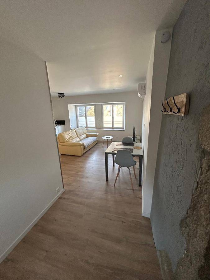 Gîte pour 3 personnes, avec terrasse à Miniac-Morvan - 3