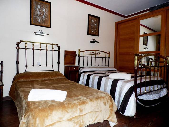 Casa rural para 4 personas, con Terraza y Jardín en Quero - 2
