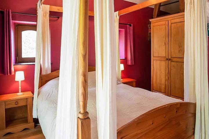Location de vacances pour 8 personnes, avec piscine et jardin ainsi que sauna et terrasse à Aubel - 4