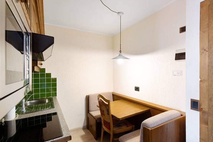 Hel enrumslägenhet, Apartment "Casa San Marco N 9" with Mountain View, Garden & Wi-Fi in Livigno (Town), Livigno