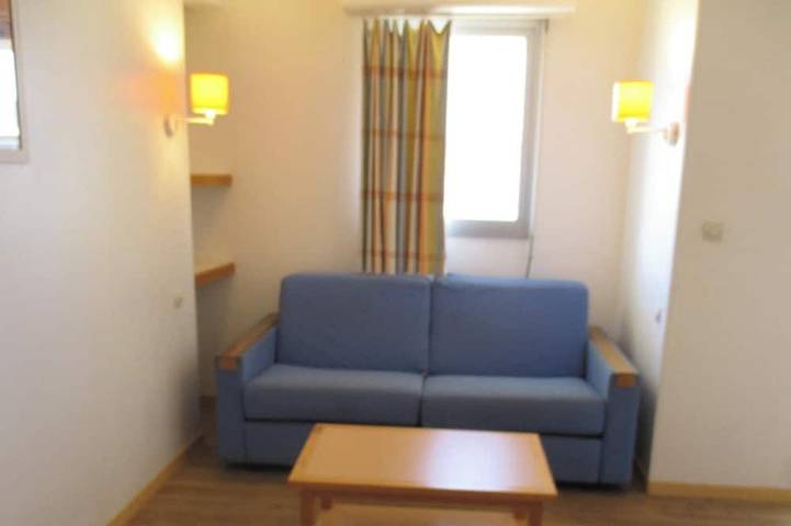 Gîte pour 4 personnes, avec Balcon dans Plage Beau Rivage Saint Raphael - 3